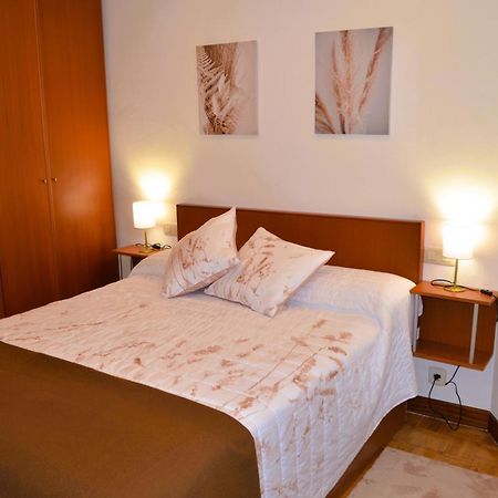 Explora Oviedo A Pie Apartment Luaran gambar