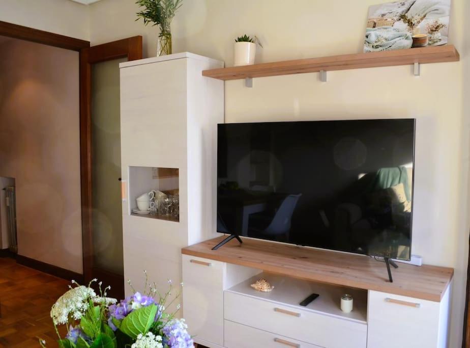 Explora Oviedo A Pie Apartment Luaran gambar