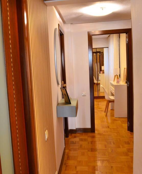 Explora Oviedo A Pie Apartment Luaran gambar